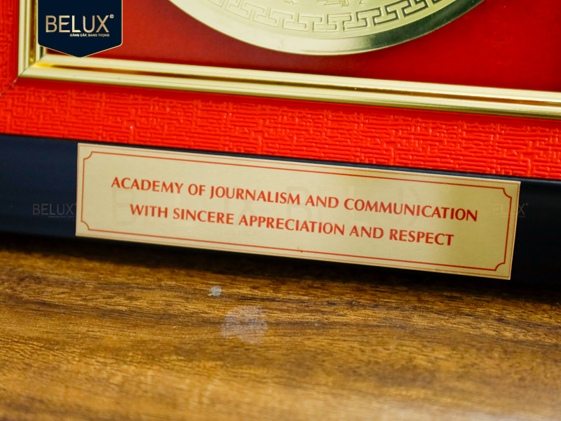Lô 50 tranh AJC 20x20cm bằng đồng thiết kế theo yêu cầu